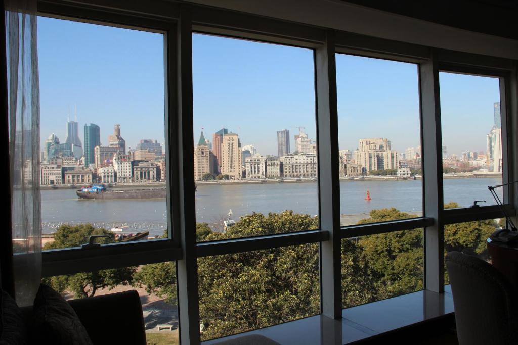 Oriental Riverside Bund View Hotel Shanghai Room photo